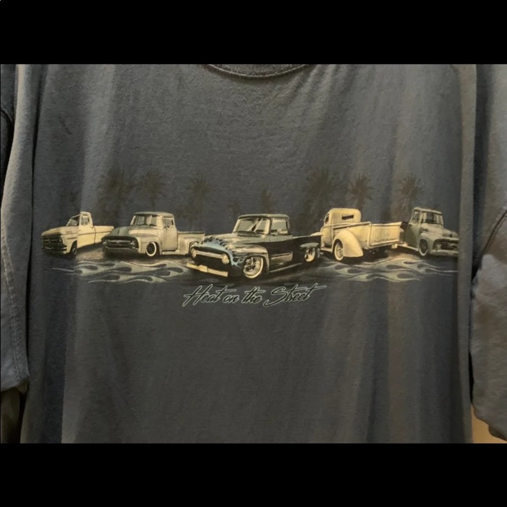 Men's "Newport Blue T-Shirt. Size 2XL - Picture 2 of 5